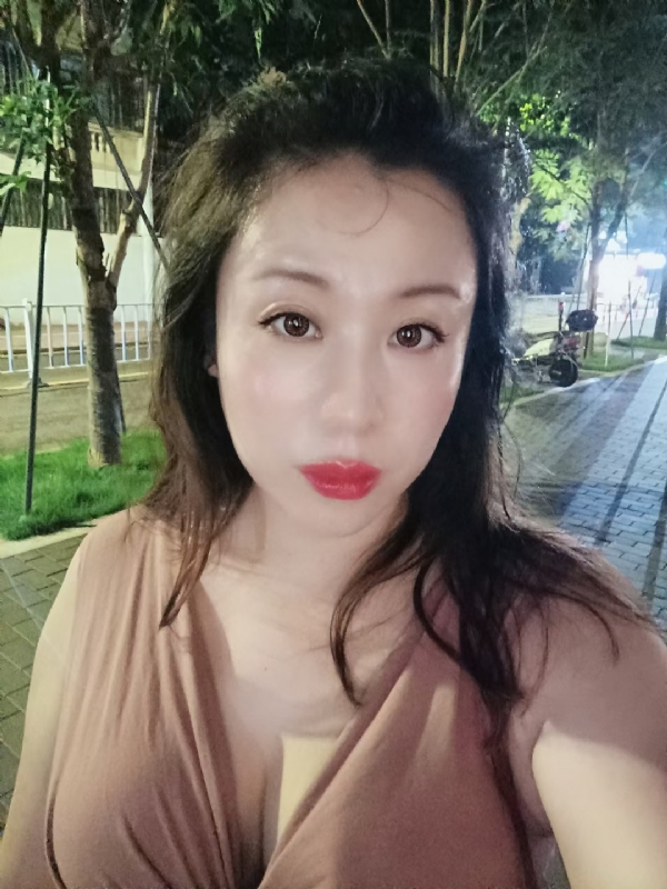 叶子青青的第二张照片--烟台相亲服务中心