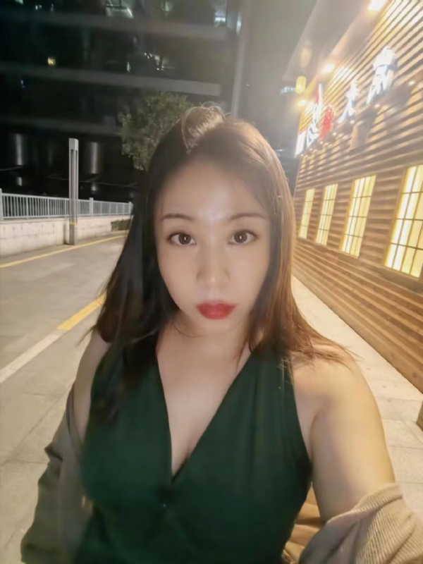 叶子青青的第三张照片--烟台相亲服务中心