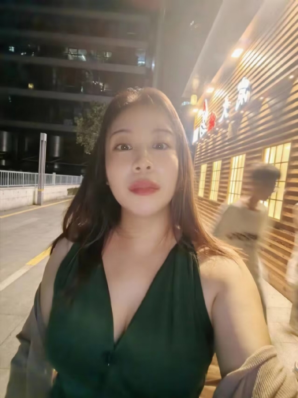 叶子青青的第四张照片--烟台相亲服务中心