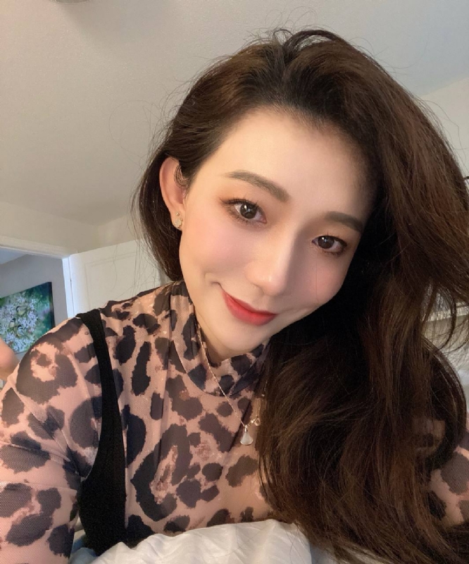 过去的第一张照片--烟台相亲服务中心