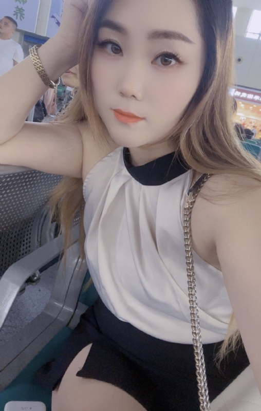 媛媛的第三张照片--烟台相亲服务中心