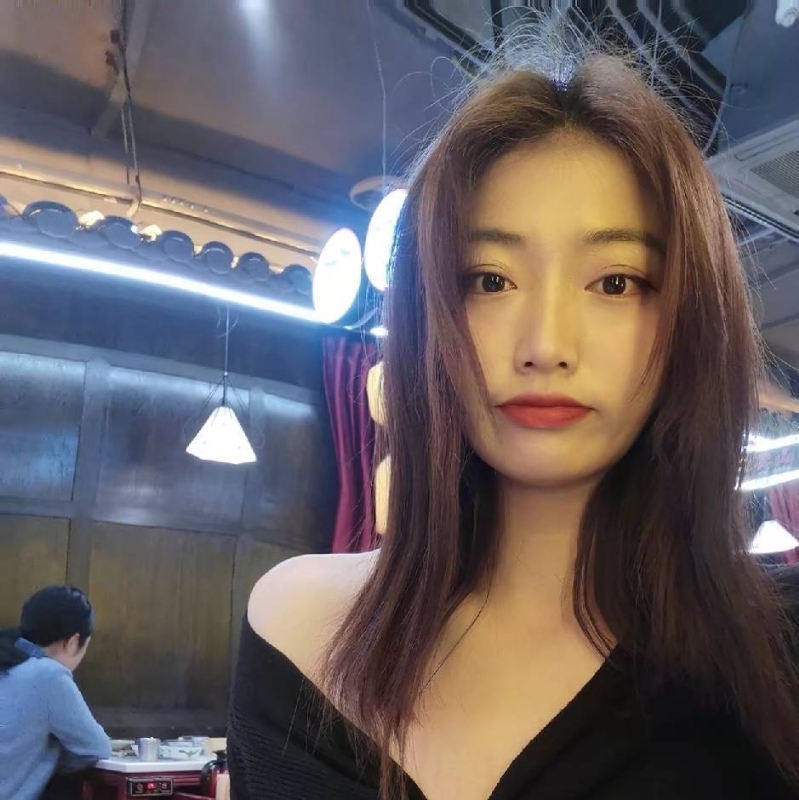 婉儿的第一张照片--烟台相亲服务中心