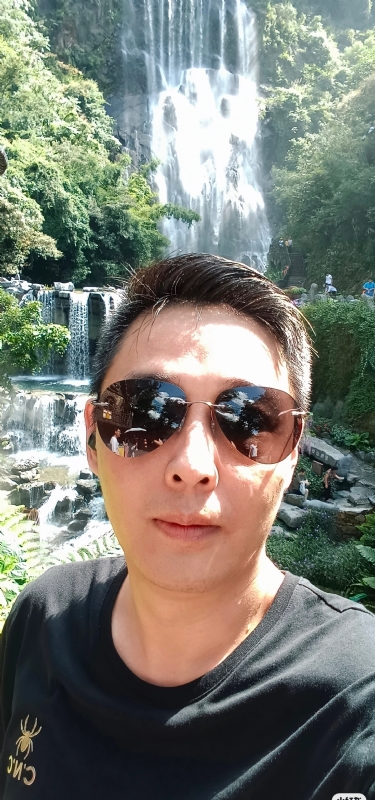 小小帅哥的第一张照片--烟台相亲服务中心