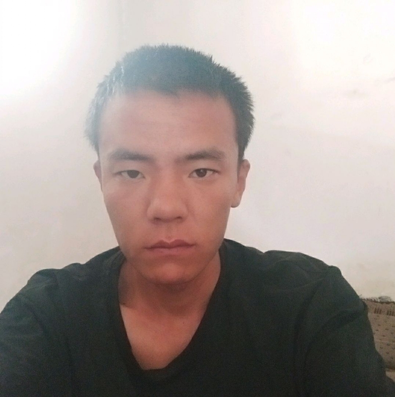 哦哦的第二张照片--烟台相亲服务中心