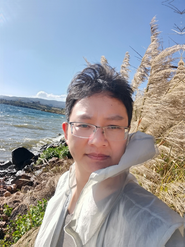 梅安歌的第一张照片--烟台相亲服务中心