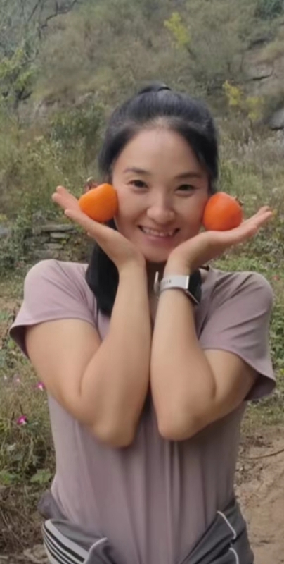 幼儿园园长的第一张照片--烟台相亲服务中心