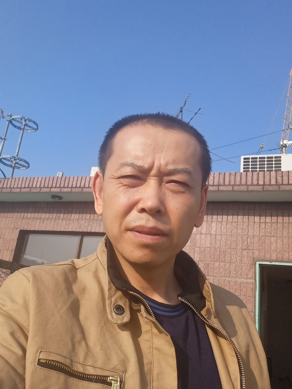 红尘逐浪的第一张照片--烟台相亲服务中心