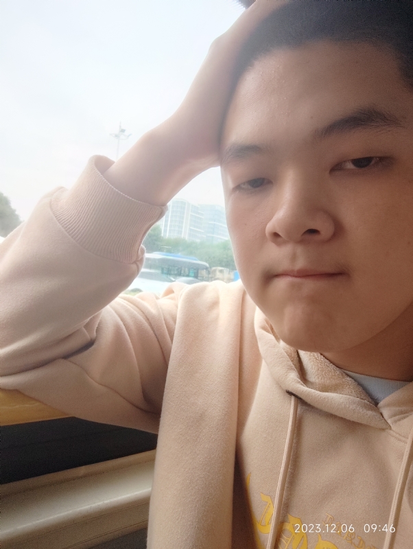 孤独的狼的第一张照片--烟台相亲服务中心