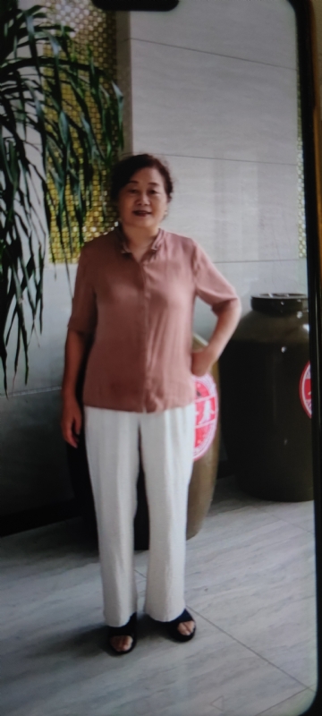 小雪的第一张照片--烟台相亲服务中心