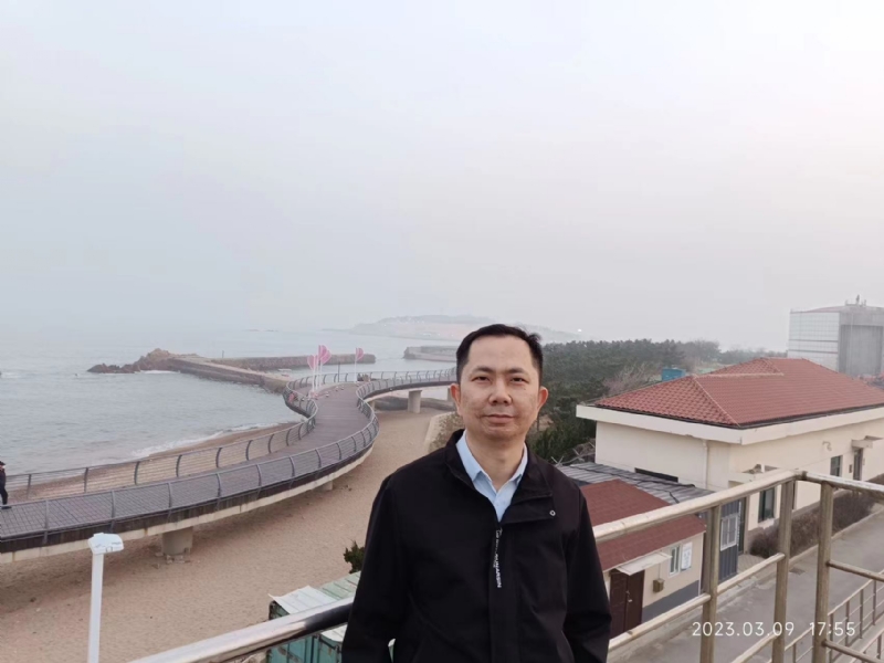 水流东的第一张照片--烟台相亲服务中心