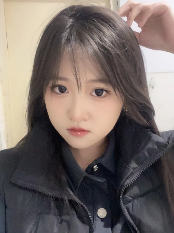 荣荣的第一张照片--烟台相亲服务中心