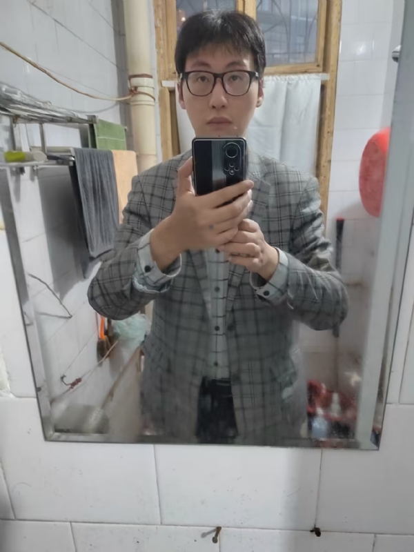 窒息的第二张照片--烟台相亲服务中心