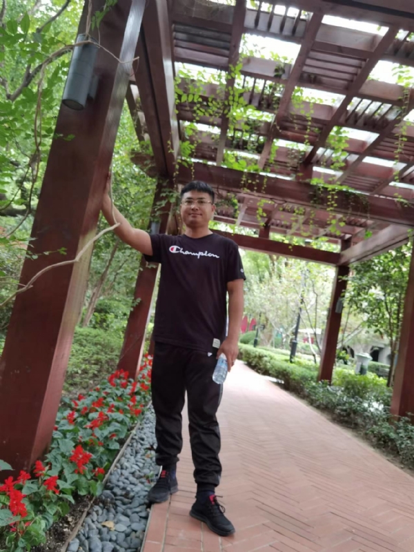 会飞的鱼的第四张照片--烟台相亲服务中心