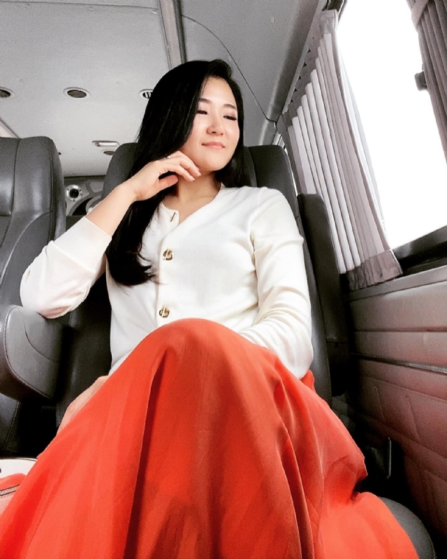 深凝久伴的第一张照片--烟台相亲服务中心