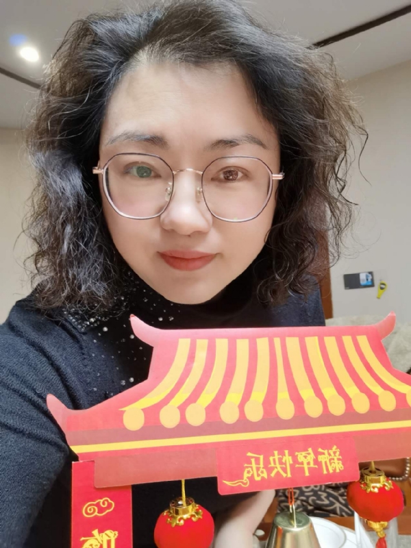 May的第一张照片--烟台相亲服务中心