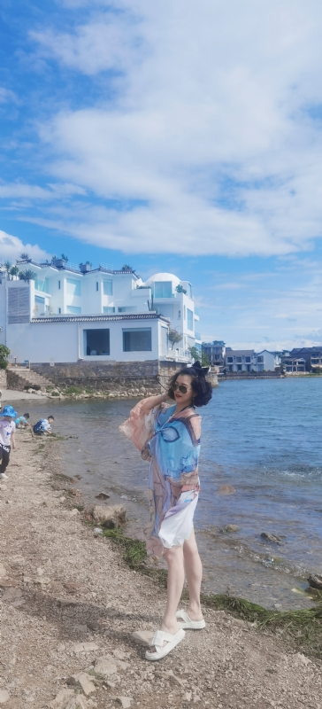 YOYO的第一张照片--烟台相亲服务中心