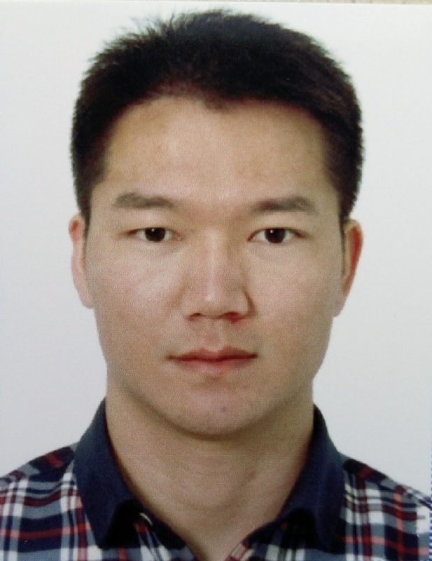 老男孩的第一张照片--烟台相亲服务中心