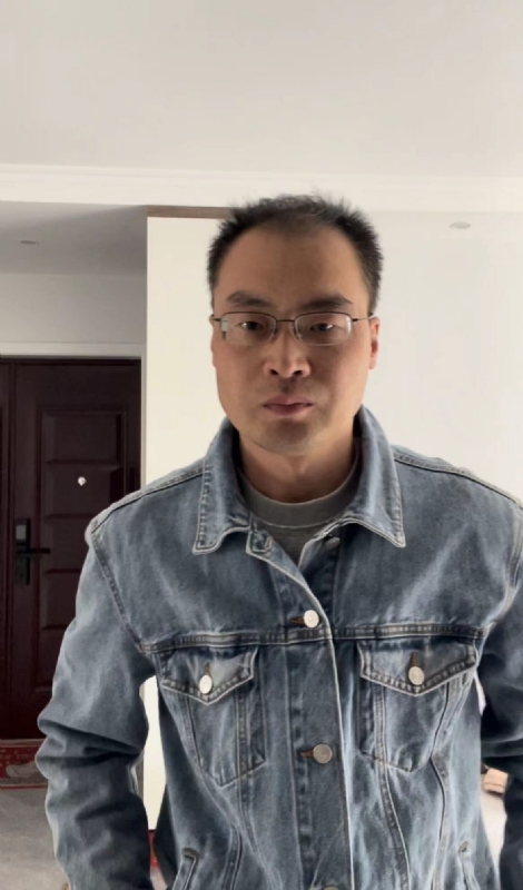 墨灬白的第二张照片--烟台相亲服务中心