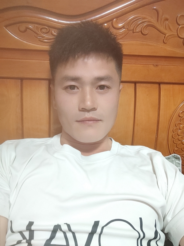 网球罗的第三张照片--烟台相亲服务中心