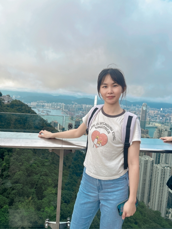 文青的第二张照片--烟台相亲服务中心