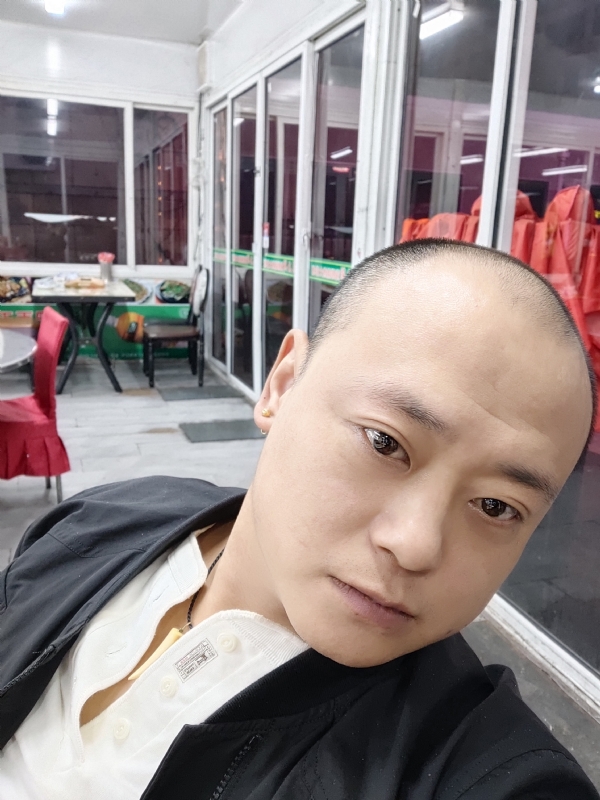 大连相亲的第一张照片--烟台相亲服务中心