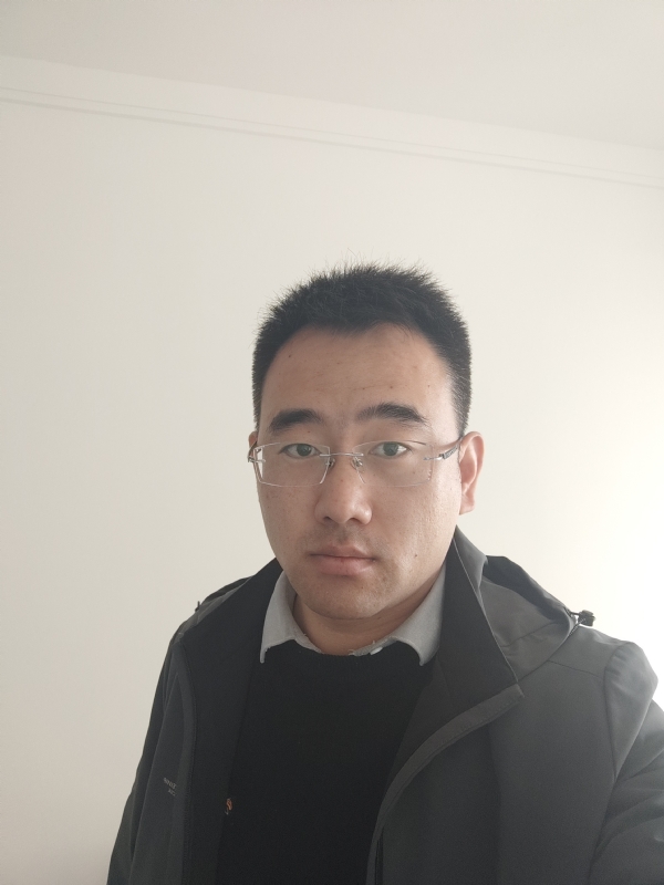 真诚的第一张照片--烟台相亲服务中心