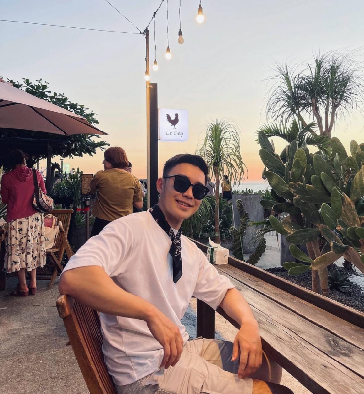 小可爱的第一张照片--烟台相亲服务中心