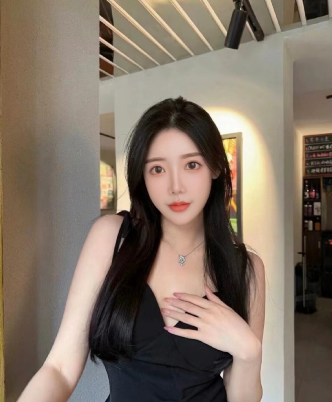 Candy的第一张照片--烟台相亲服务中心