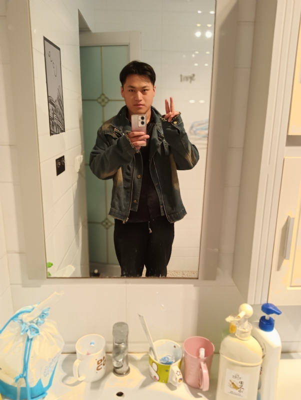 自律的MAN的第一张照片--烟台相亲服务中心