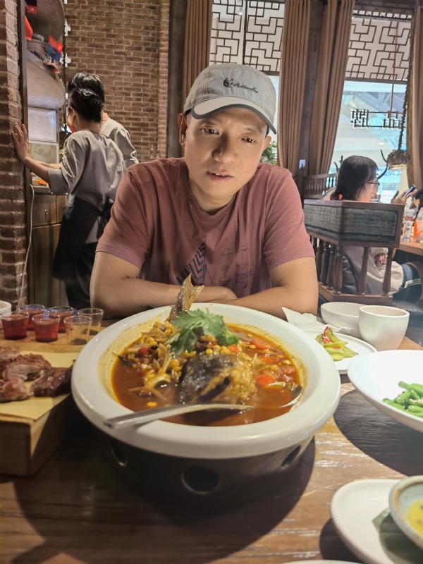 漫步的第一张照片--烟台相亲服务中心