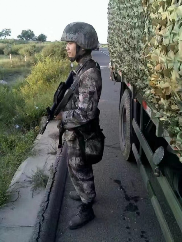 搬砖中的第一张照片--烟台相亲服务中心