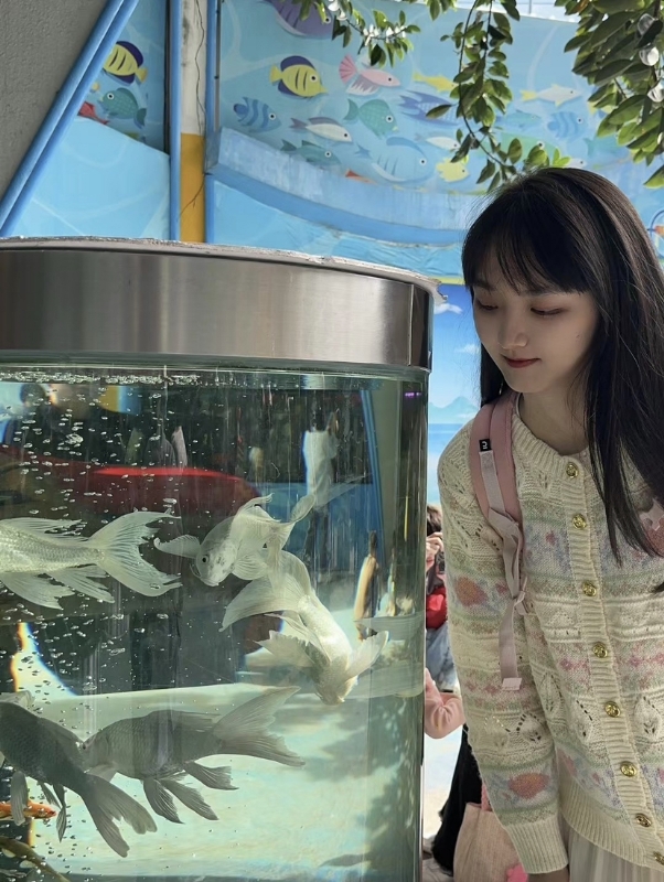 yiyi的第三张照片--烟台相亲服务中心