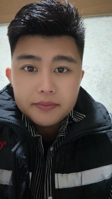 啊政的第一张照片--烟台相亲服务中心