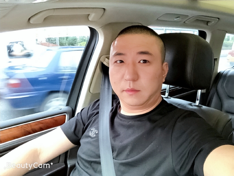 路人甲的第一张照片--烟台相亲服务中心