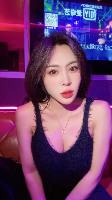 素素可月的第一张照片--烟台相亲服务中心