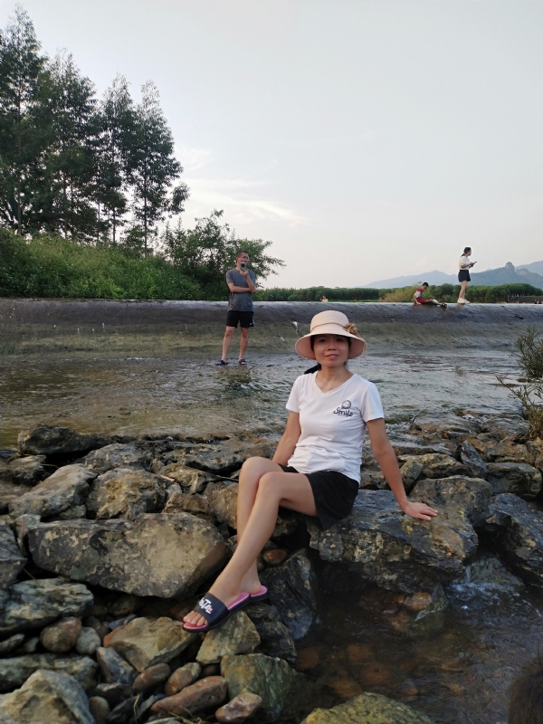 雪儿的第一张照片--烟台相亲服务中心