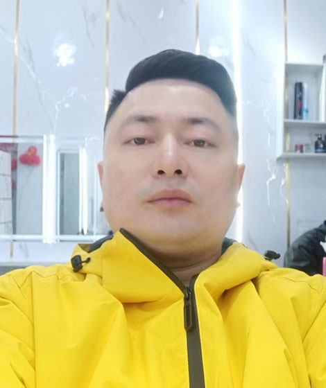 曾哥的第一张照片--烟台相亲服务中心