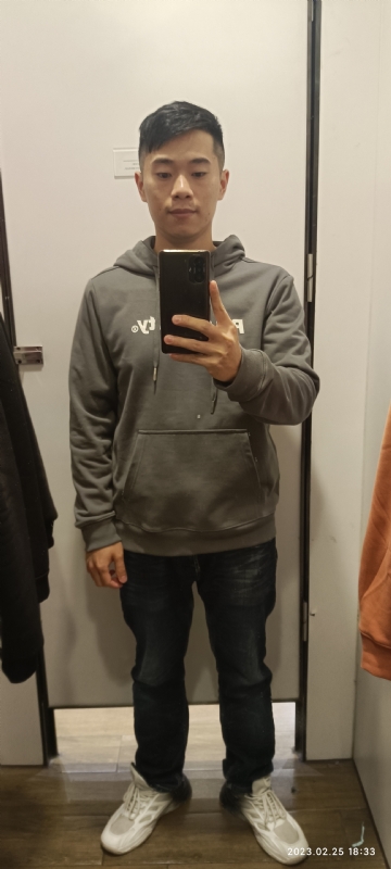 酷酷的少年的第一张照片--烟台相亲服务中心