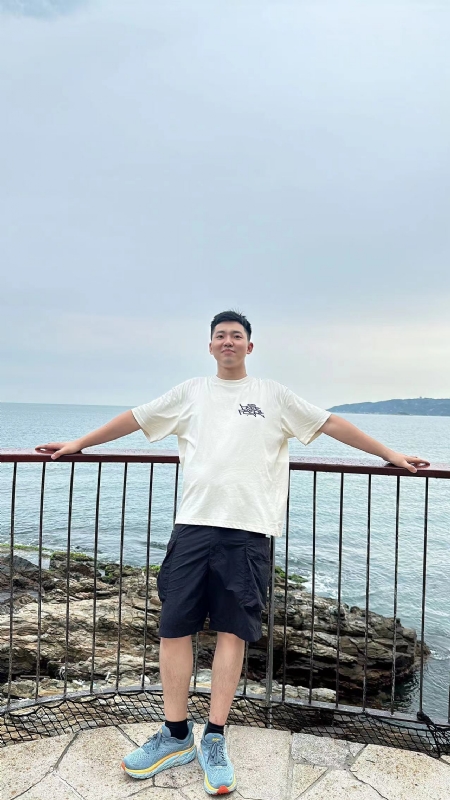 俊杰的第一张照片--烟台相亲服务中心