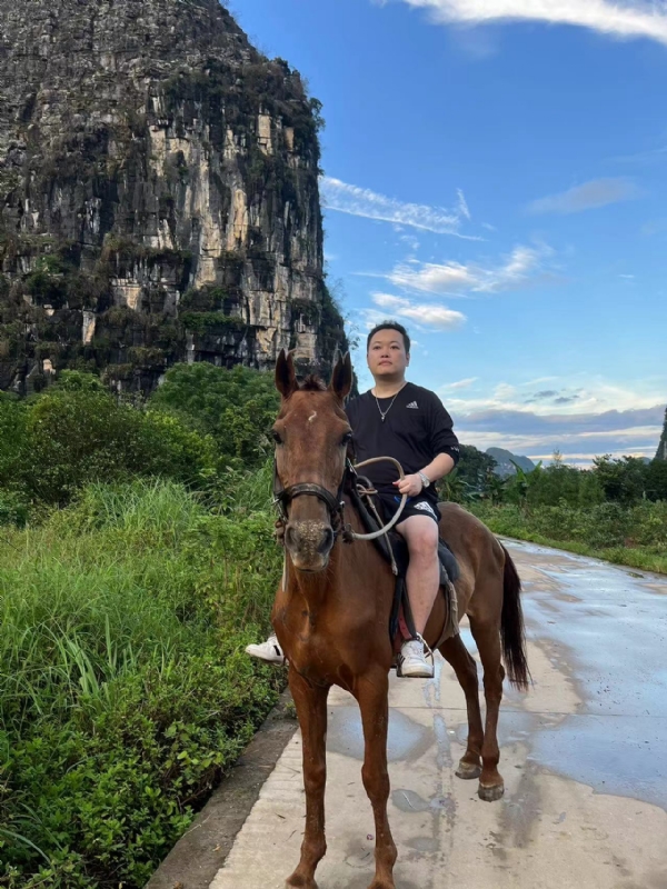 千度D雄的第六张照片--烟台相亲服务中心