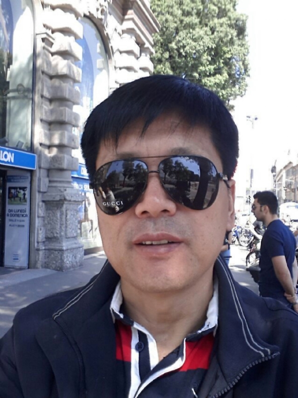 春风的第一张照片--烟台相亲服务中心