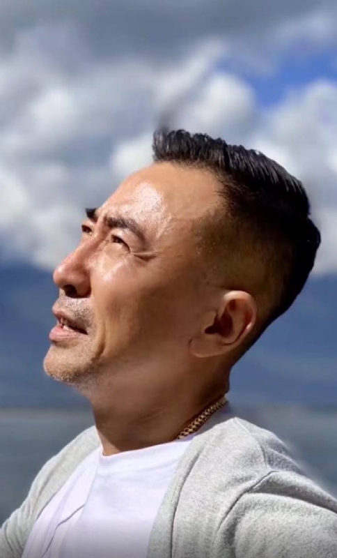 张凯的第一张照片--烟台相亲服务中心