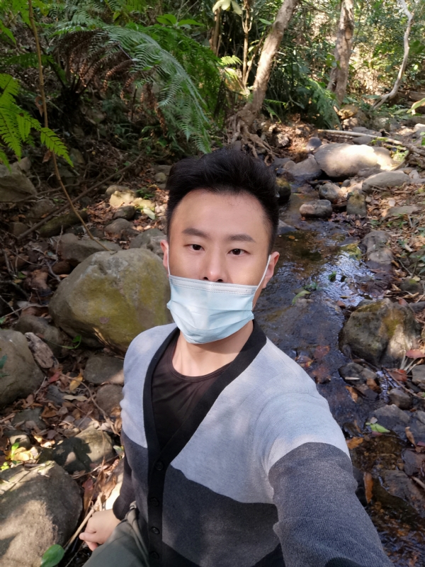 Rock的第一张照片--烟台相亲服务中心