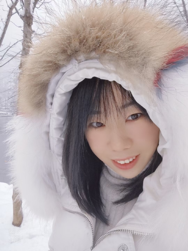 93年女会计的第一张照片--烟台相亲服务中心