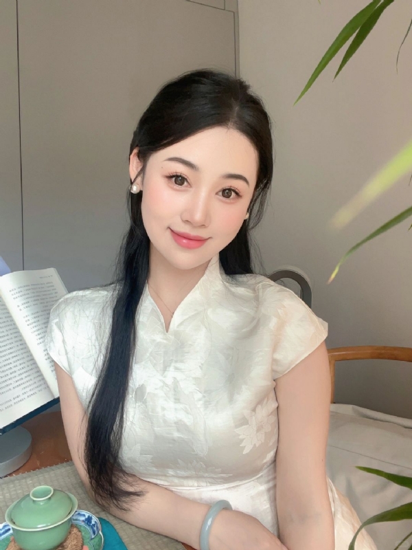 小慧的第一张照片--烟台相亲服务中心