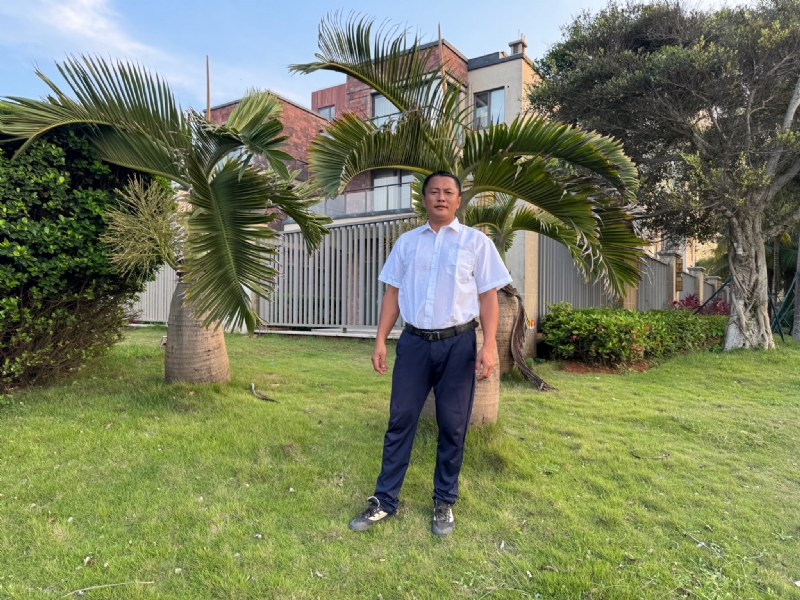 林荣华的第四张照片--烟台相亲服务中心