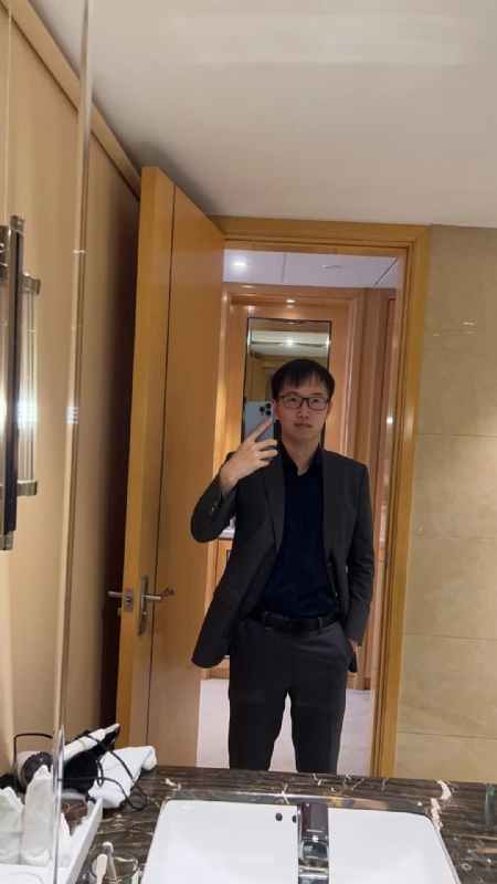 熊先生的第一张照片--烟台相亲服务中心