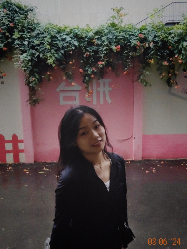 范范的丸子头的第一张照片--烟台相亲服务中心