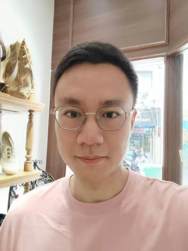 乐let的第一张照片--烟台相亲服务中心