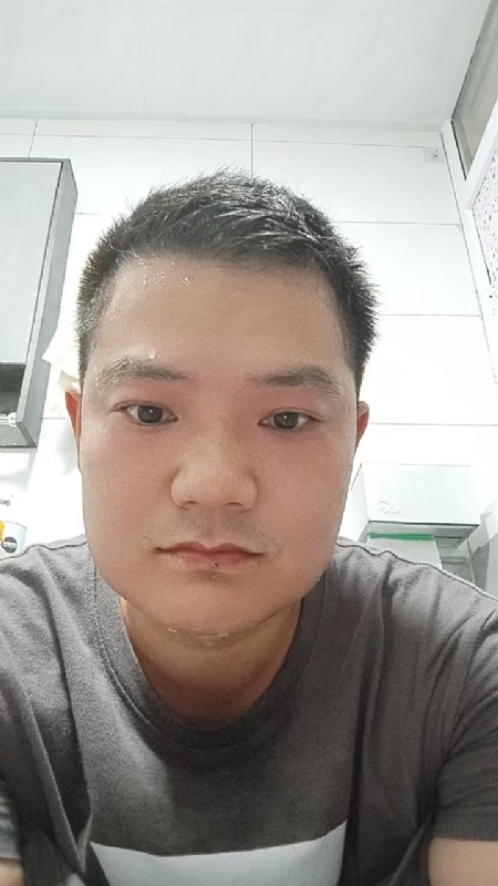 皓月当空的第一张照片--烟台相亲服务中心